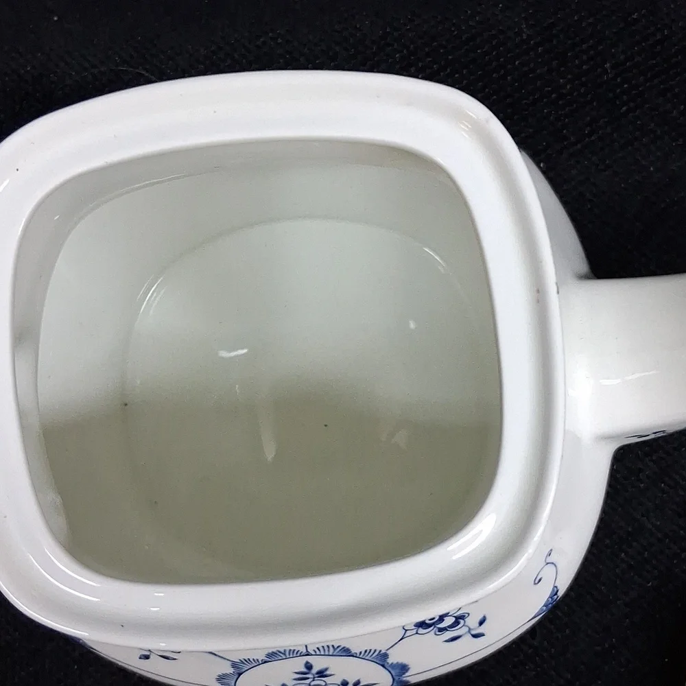 Churchill China. bodies transferware